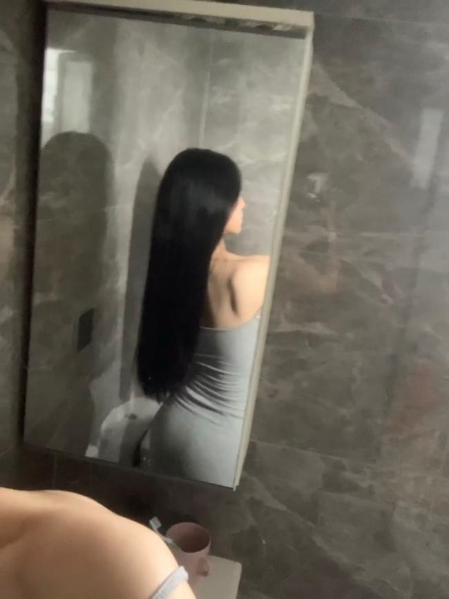 20岁清纯女大学生刚破处女
